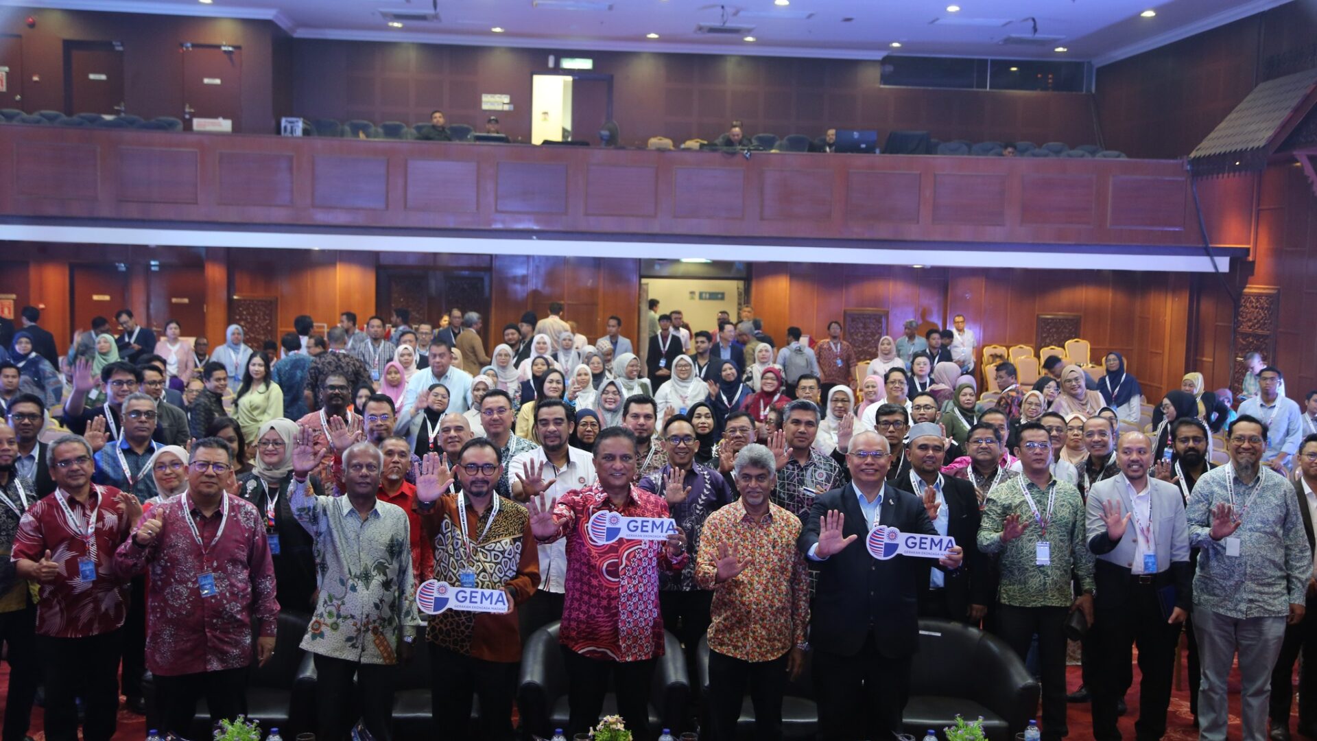 GERAKAN EKONIAGA MADANI (GEMA) AI : NUSANTARA DIGITAL AI PRODUCTIVITY & INNOVATION 2025