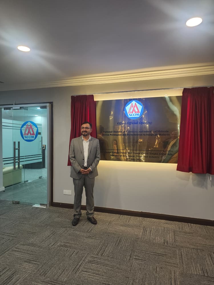 Hari Pertama Presiden DPMM di Pejabat NCCIM